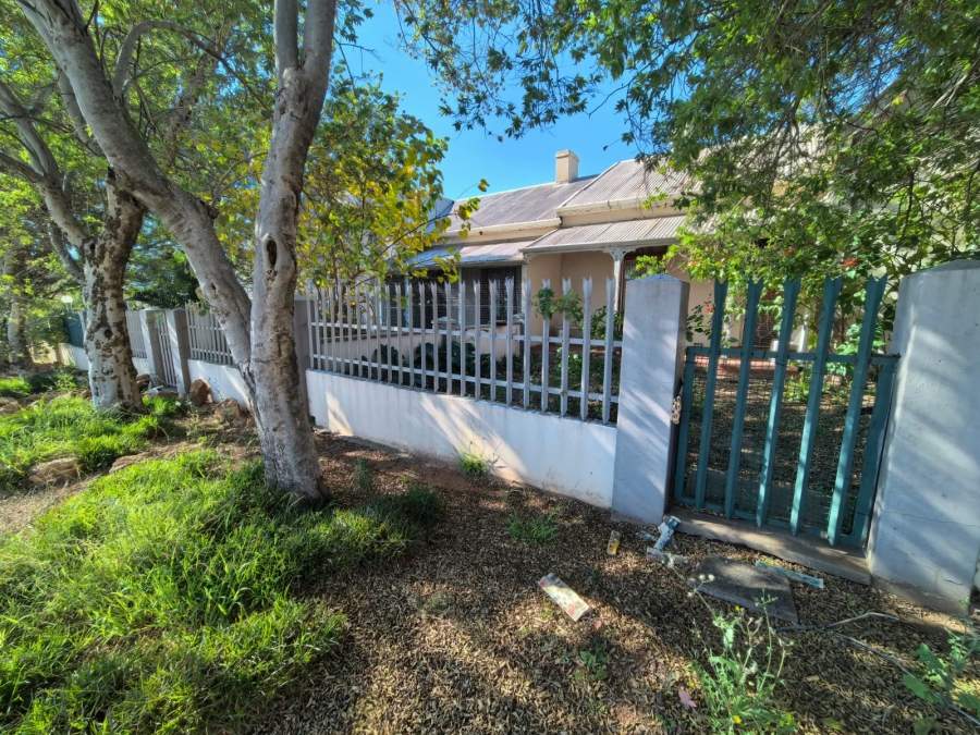 6 Bedroom Property for Sale in Parys Free State